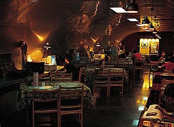 《方舟：生存飞升》“灭绝”DLC本周上线，“鲍勃传说故事：废土之战”即将打响